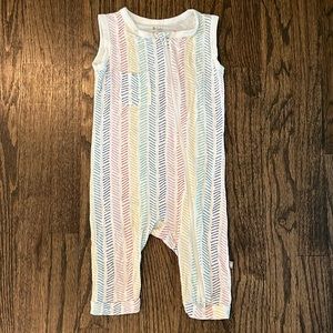 Kyte Baby. Like NEW! Sleeveless zipper romper
